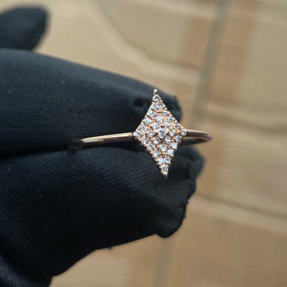 14k Rose Gold Diamond Shape 0.12ct Diamond Ring - Picture 5 of 6